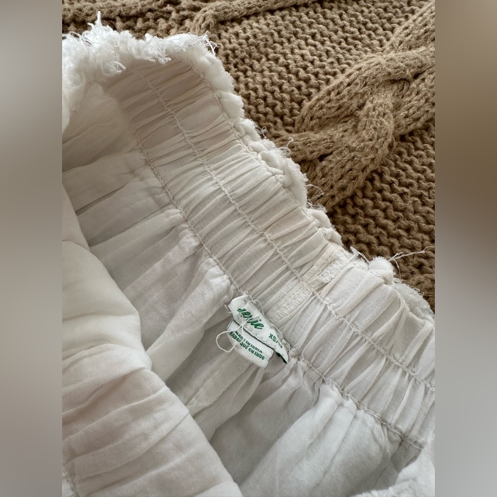 Aerie ruffle white skirt - Picture 3 of 5